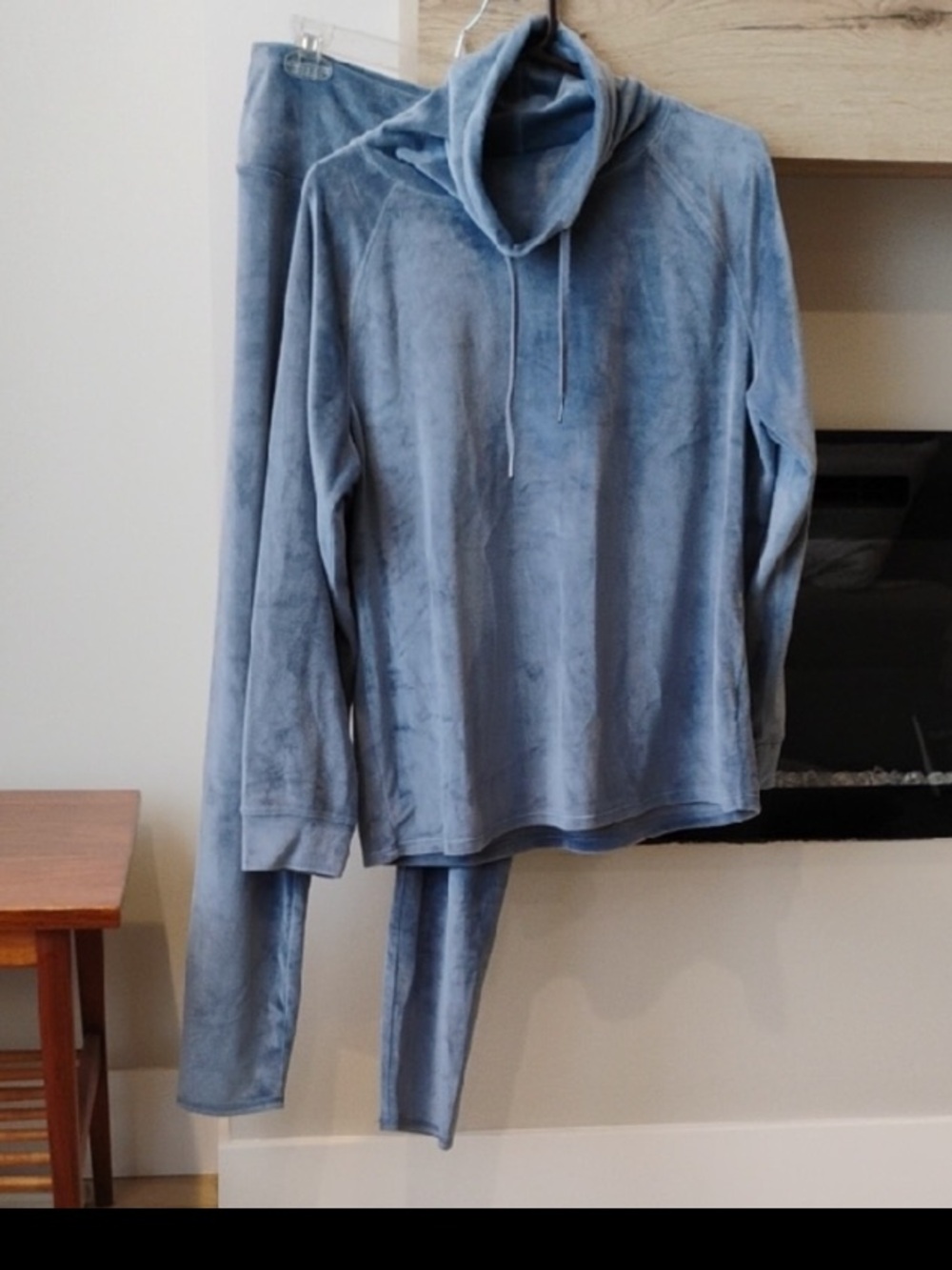 32 Degrees Soft Blue Velour Lounge Set Women's Size Large